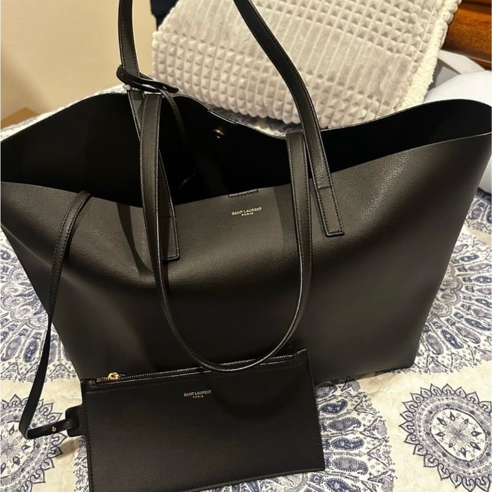 Saint Laurent Elegant Black Tote and Wallet - Picture 2 of 8